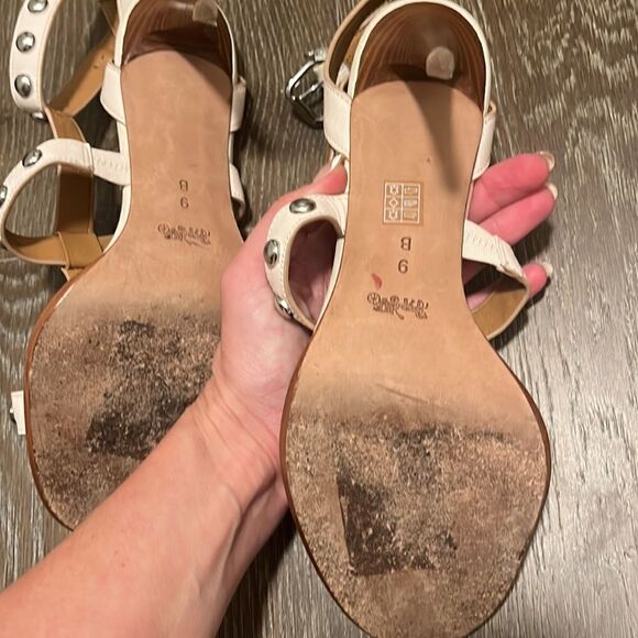 Cream nude Coach strappy sandals with silver grommets sz 9 EUC - Picture 5 of 5